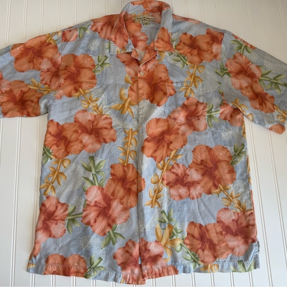 Tommy Bahama Men’s Large 100% Silk Shirt Floral Hawaiian Island Short Sleeve 735